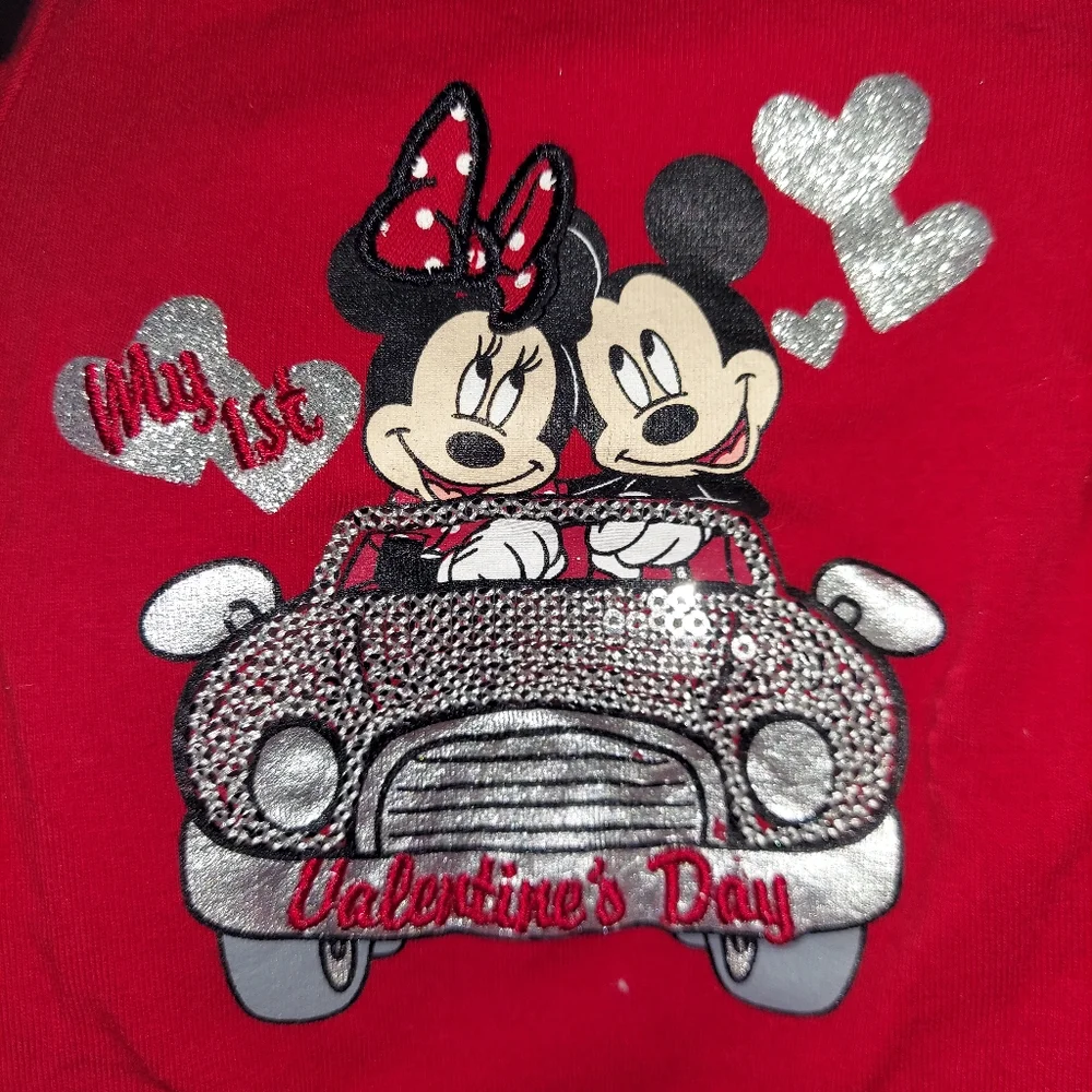 🎁10/$25--Minnie and Mickey onesie,  long sleeve,  newborn, Valentine's Day